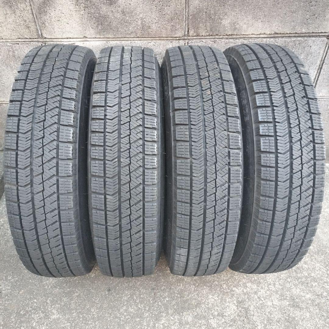 145/80R13 スチールホイル付きスタッドレスタイヤ4本セットの内2本 ①
