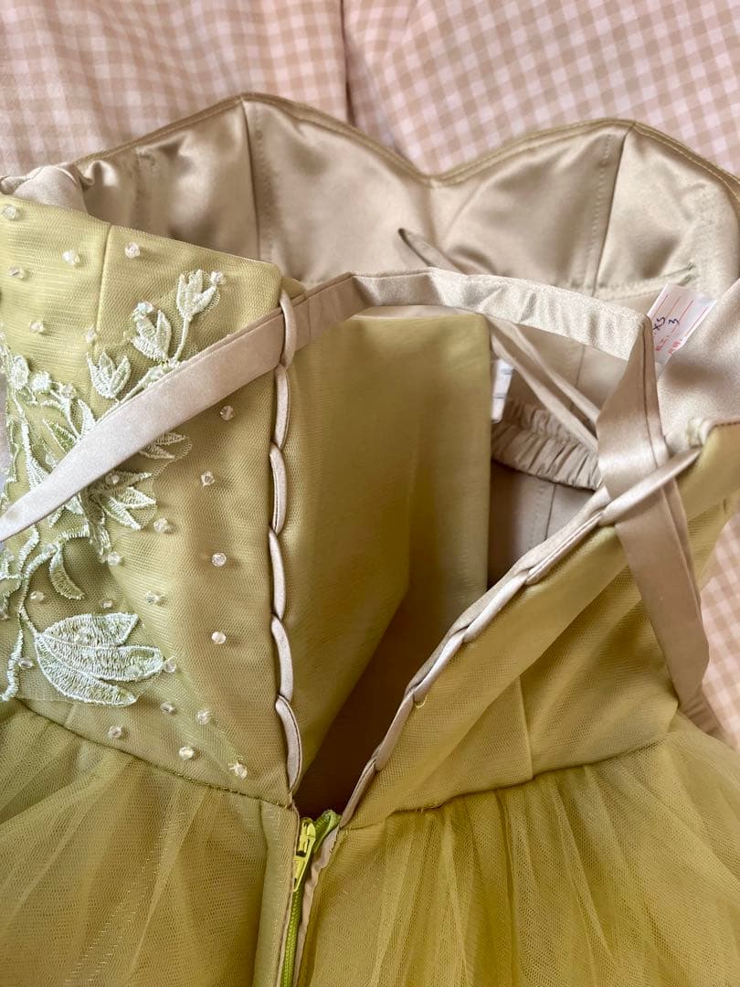 ソフトチュール カラードレス Aライン ピスタチオグリーン 刺繍