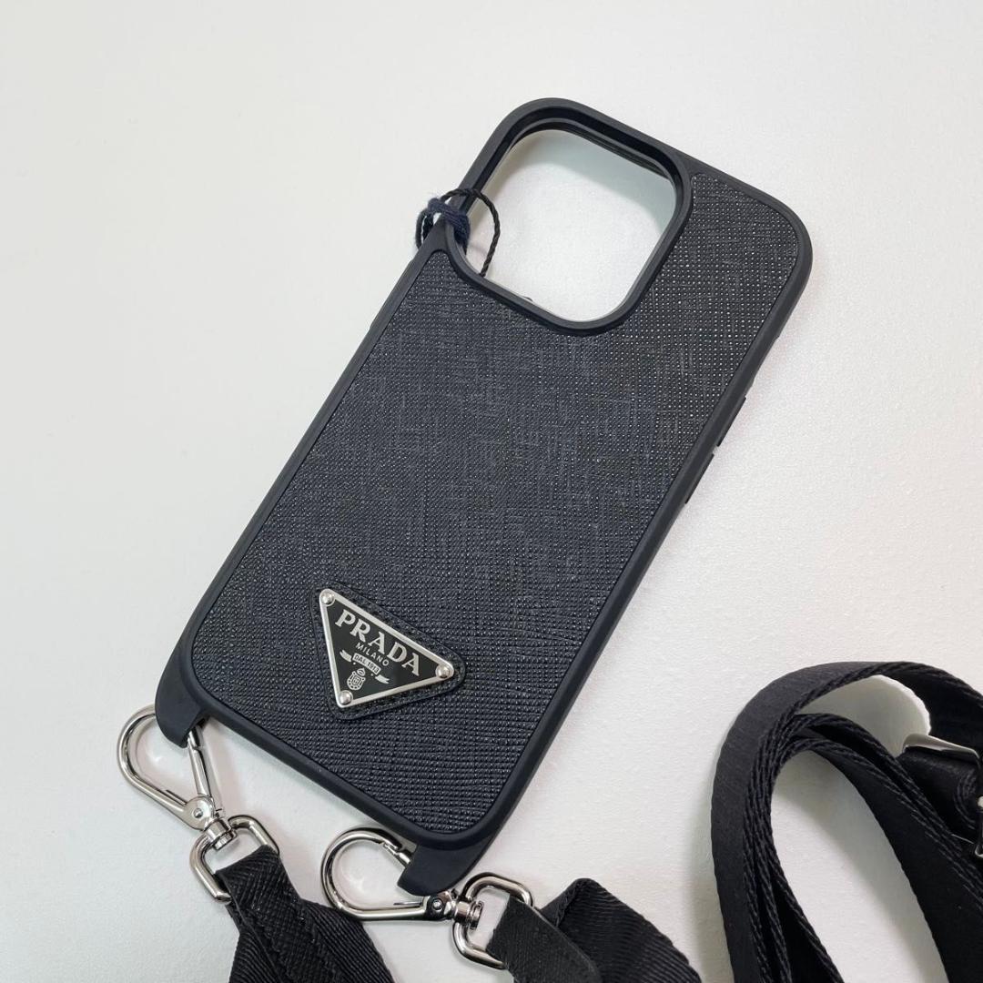 プラダ iPhone 14 Pro スマホケース ストラップ 黒 新品未使用
