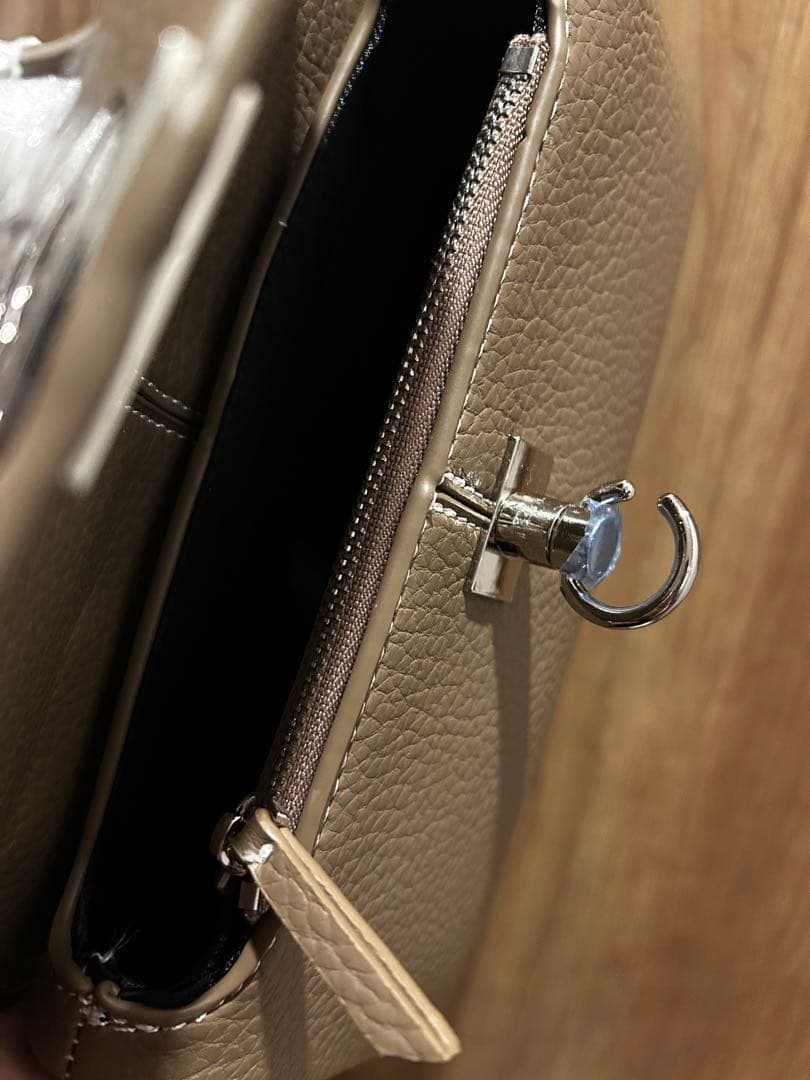 ☺︎　ショルダーバッグ　新品未使用