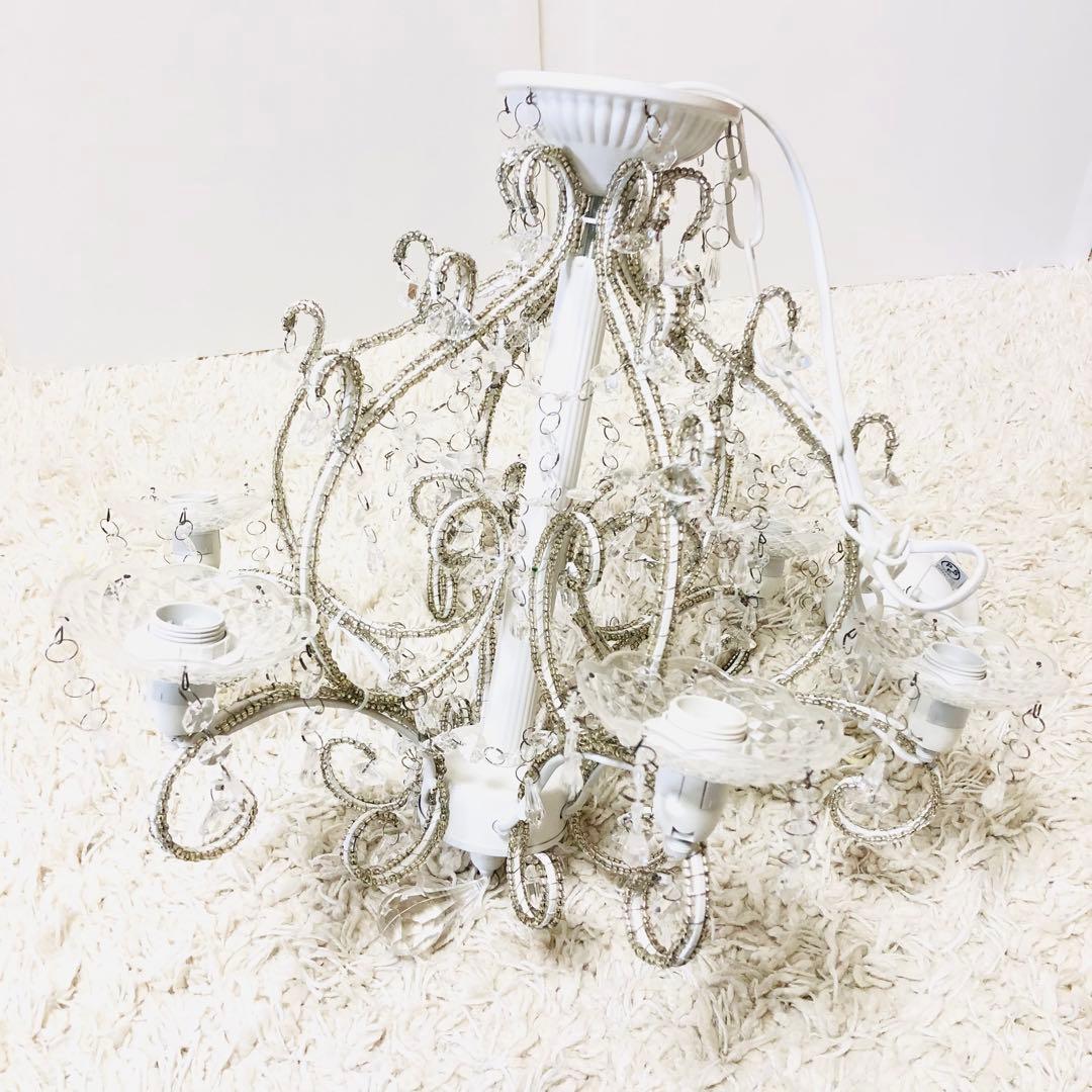 秋月貿易　シャンデリア ジュエル　天井照明 6灯式　簡単取り付け　軽量　ホワイト