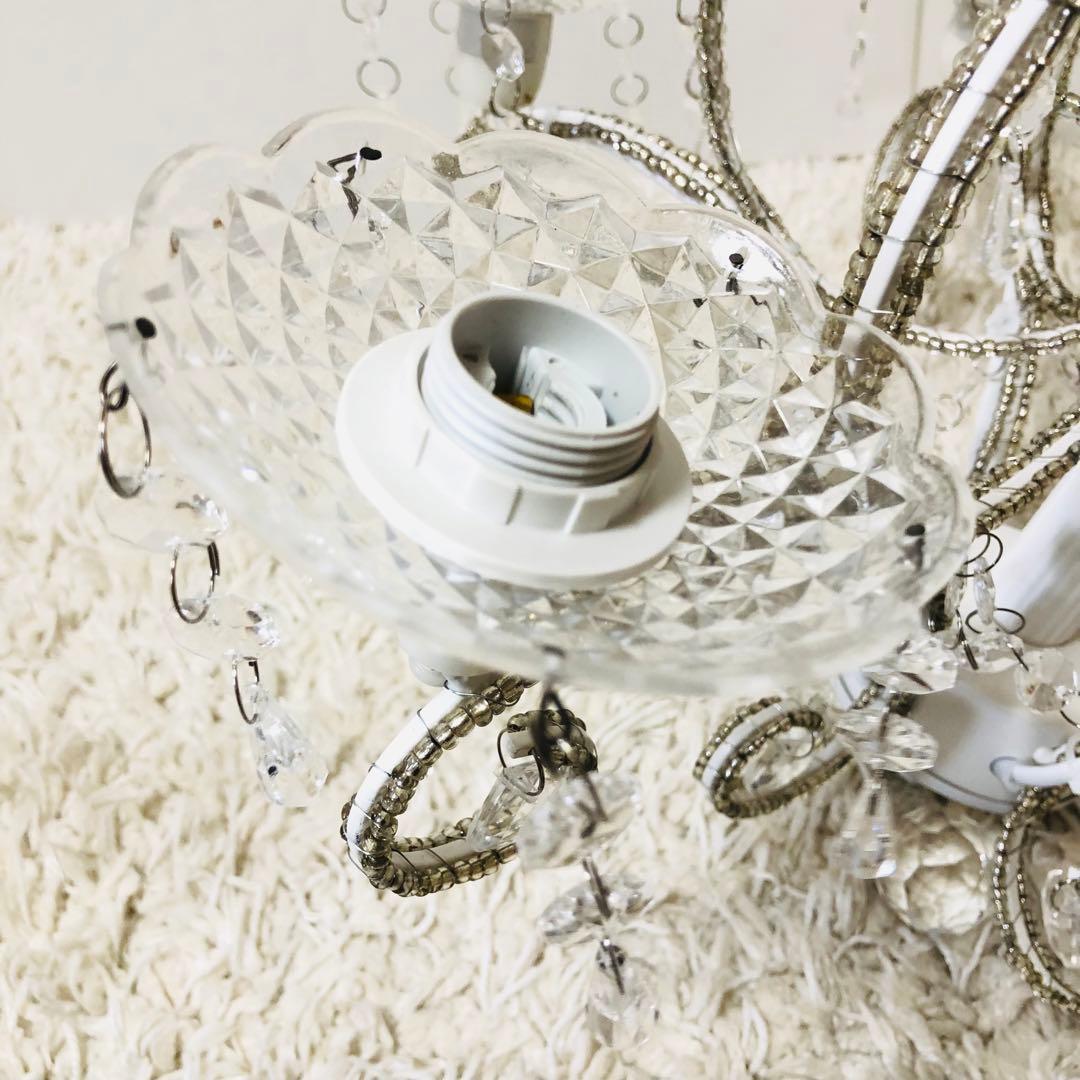 秋月貿易　シャンデリア ジュエル　天井照明 6灯式　簡単取り付け　軽量　ホワイト