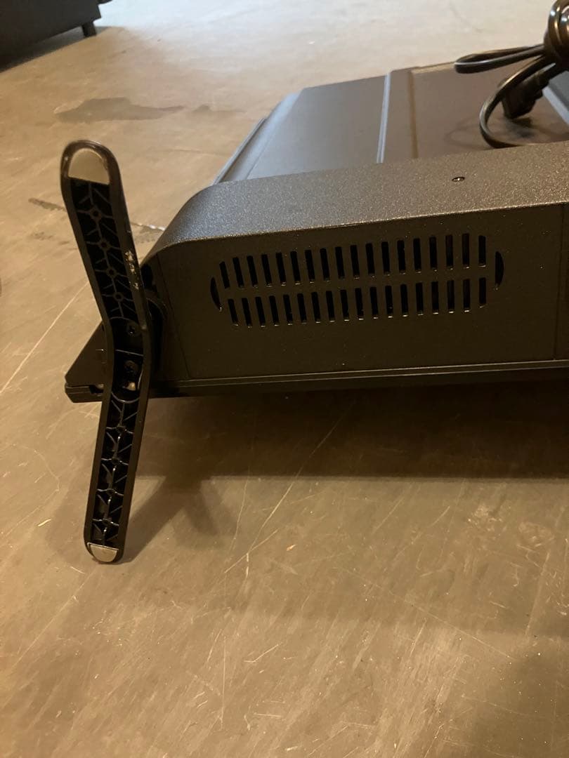 大阪引取限定　MAXZEN 液晶テレビ 本体 リモコン付き