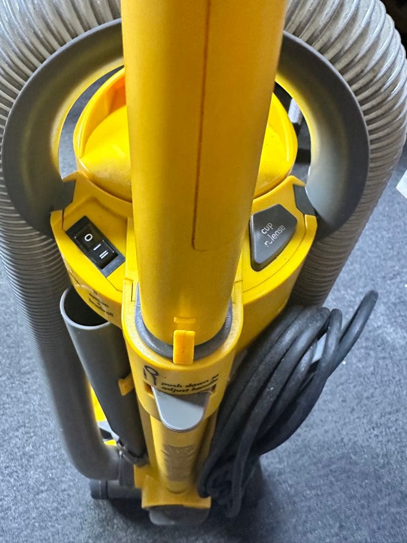 中古、Eureka エウレカ 掃除機 431F