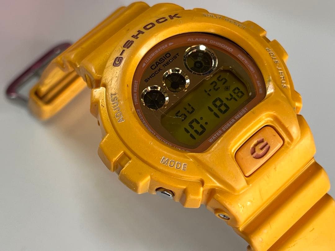 G-SHOCK DW-6900SB メタリックカラー イエロー