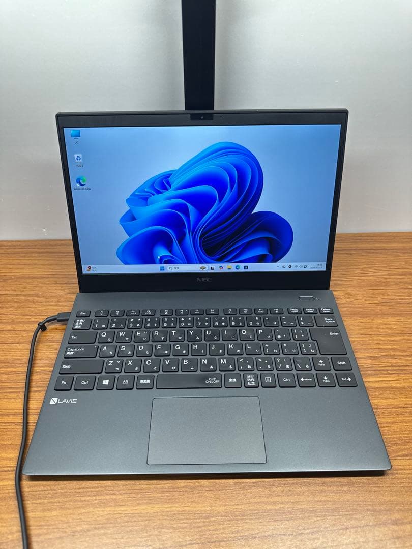 NEC LAVIE i7-1165G7 1Tb NVMe メモリ16 GB