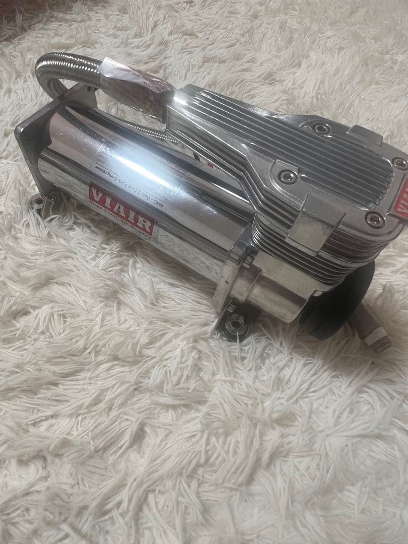中古品 エアサスVIAIR 485C デュアルパックコンプレッサー