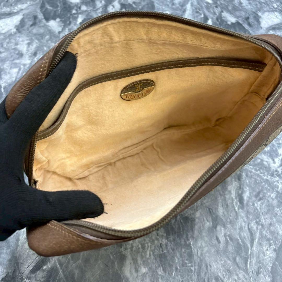✨美品✨GUCCI クラッチバッグ GG ブラウン ベージュ ロゴ レザー 金具