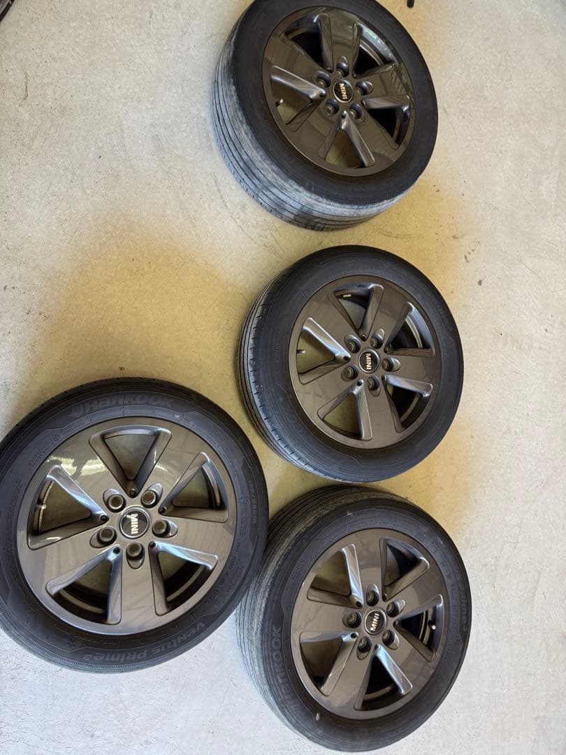 F55 LCI2後期　16 インチ純正ホイール