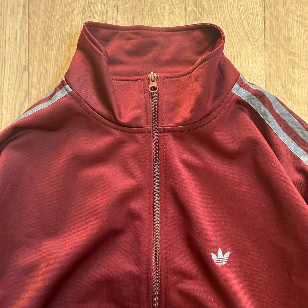 adidas トラックジャケット ジェンダーニュートラル マルーン M