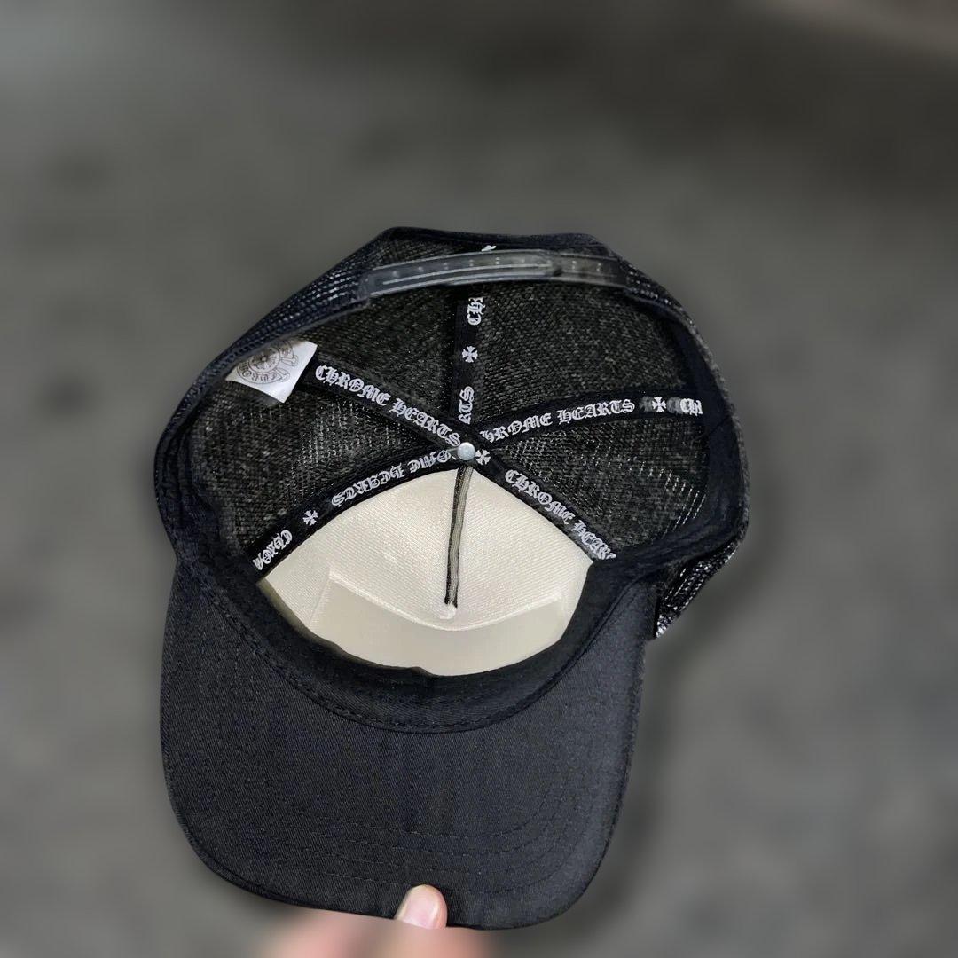 CHROME HEARTS トラッカーキャップ ブラック/ホワイト