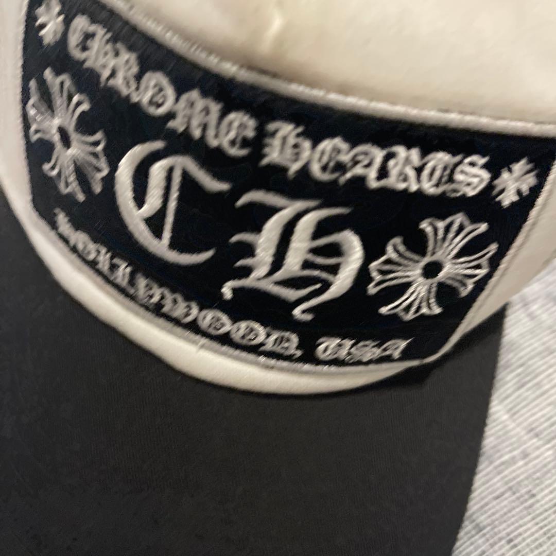 CHROME HEARTS トラッカーキャップ ブラック/ホワイト