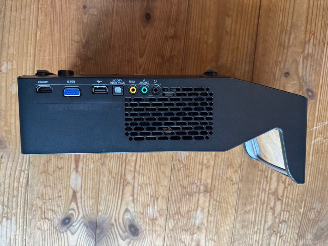 LG PF1000UG LED 超短焦点 プロジェクター