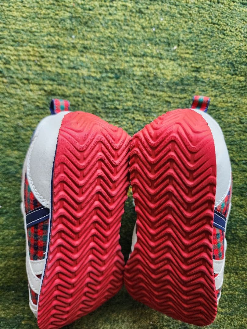 現行品　美品　ファミリア　スニーカー アシックス × familiar　17.5