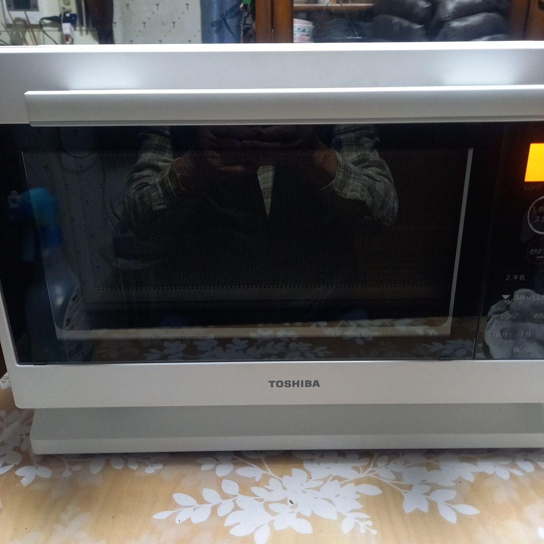 TOSHIBA 　ERーVS23 単機能電子レンジ ホワイト