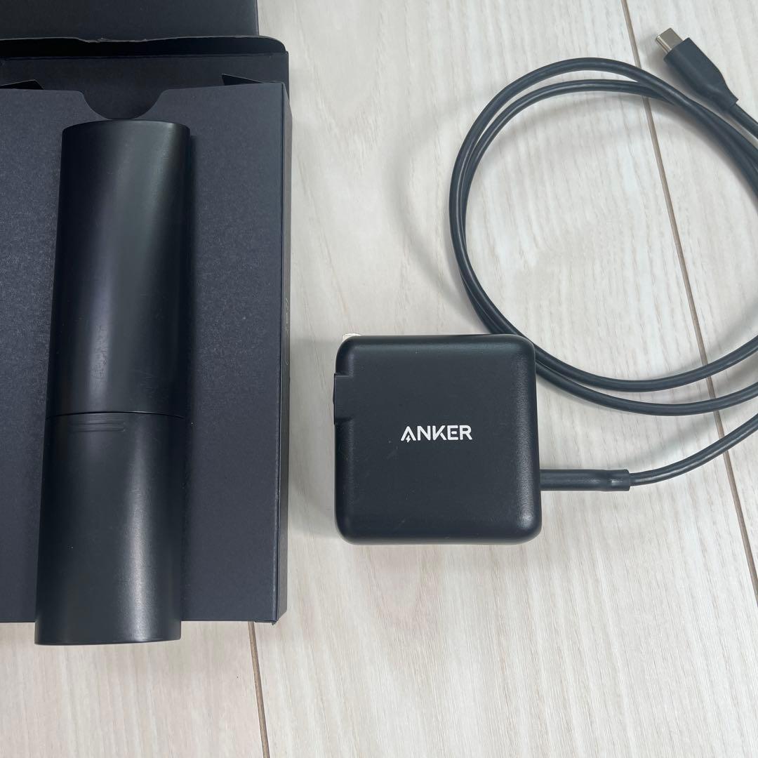 Anker Nebula Capsule II プロジェクター　ネブラ三脚付き