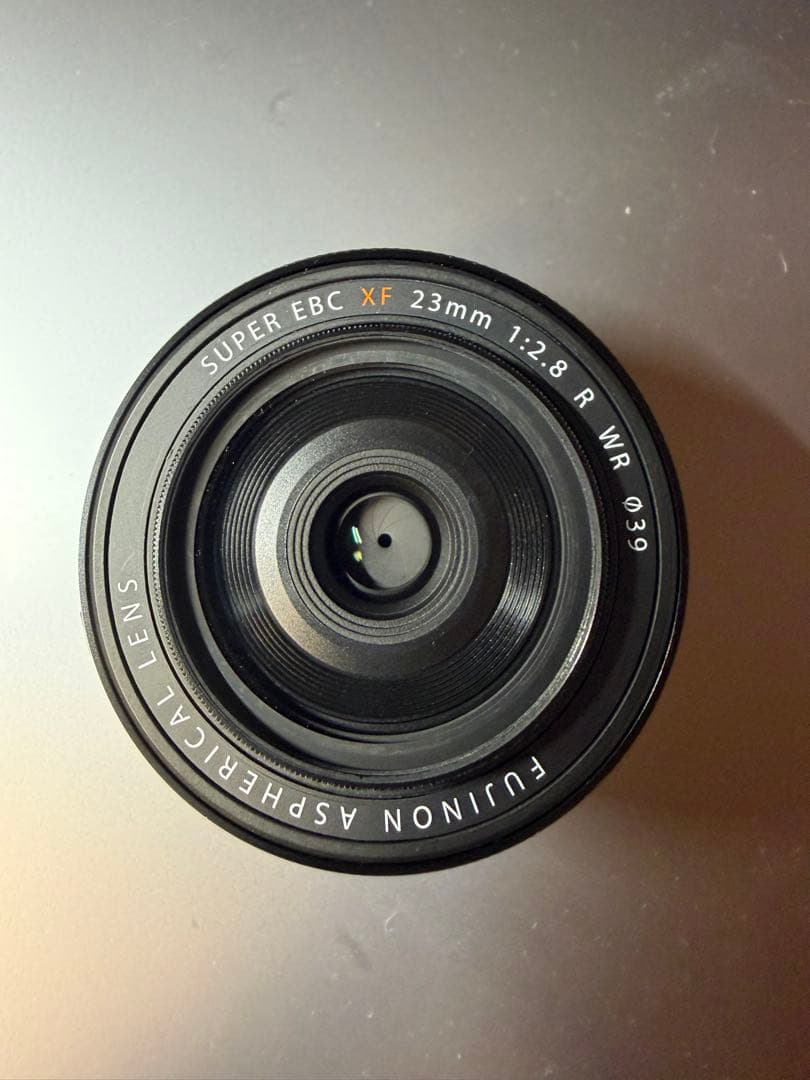 Fujifilm XF 23mm f/2.8 R WR レンズ純正フィルター付き