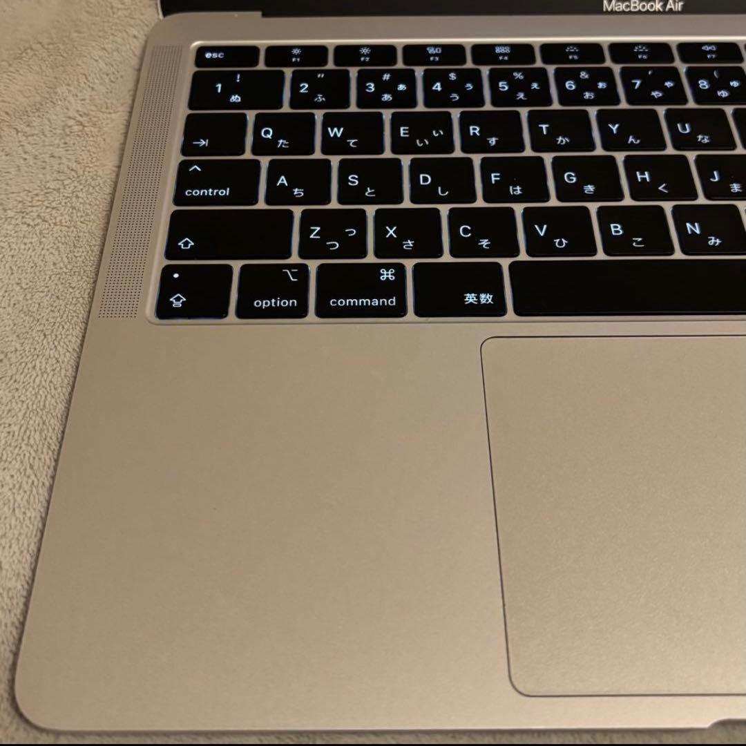 【美品】Apple MacBook Air 2018 13.3 inch
