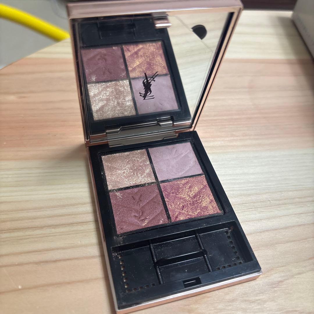 イヴ・サンローラン　アイシャドウ　クチュール　ミニ　クラッチ　825 限定