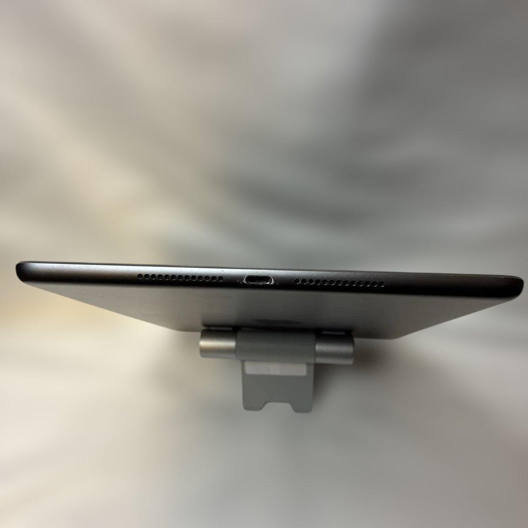 【Wi-Fiモデル】iPad8 32GB グレー 第8世代 A2270