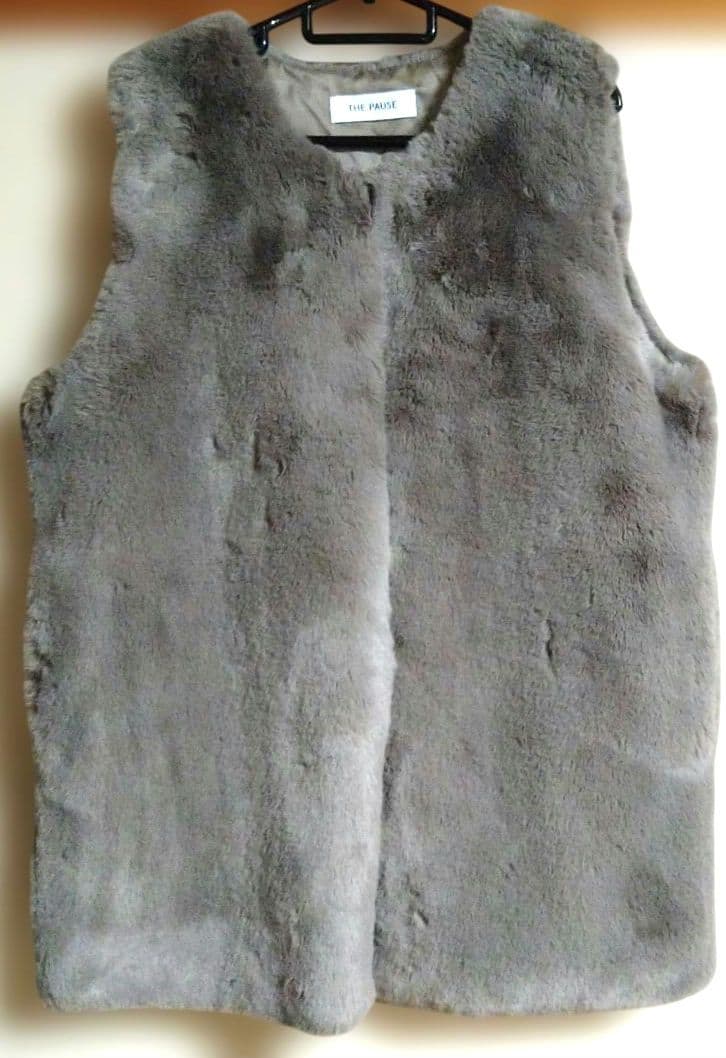 グレー系ブラウンファーベスト