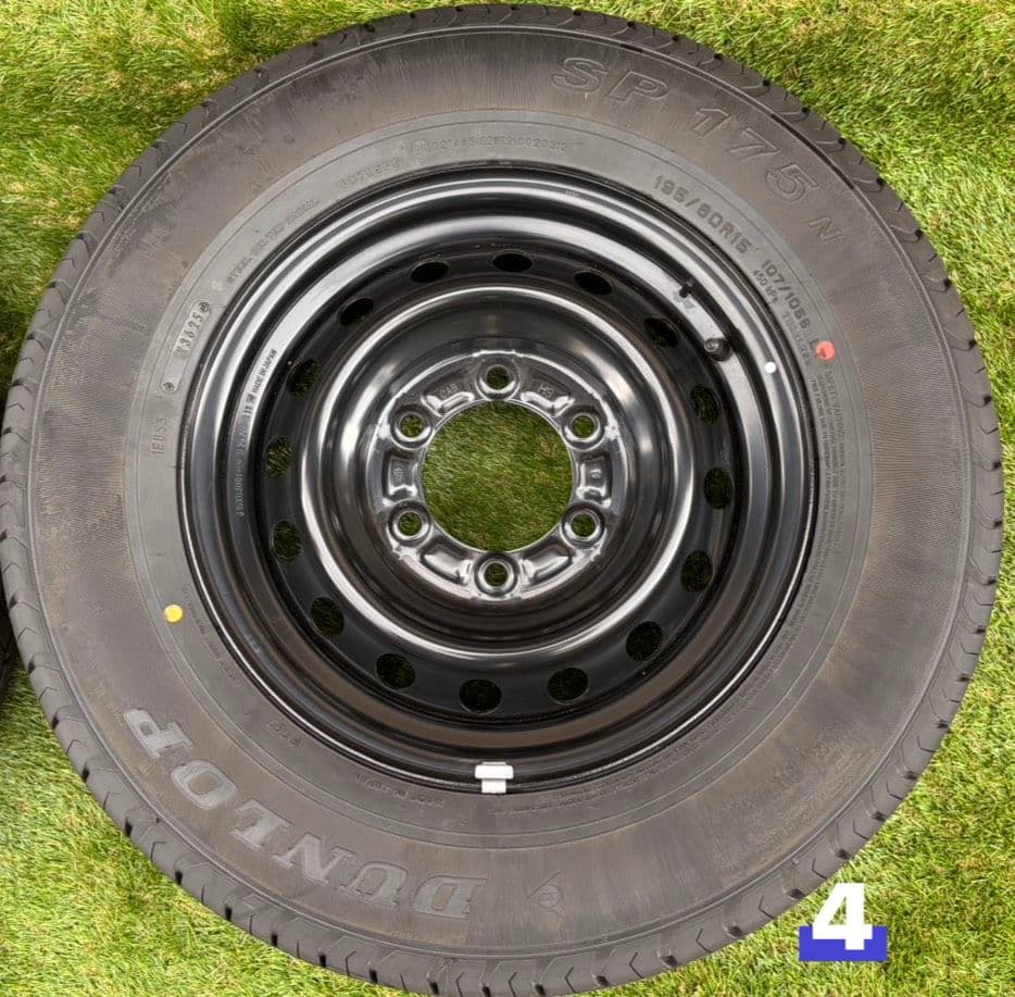 トヨタ ハイエース 新車外し DUNLOP SP175N ホイールセット 4本