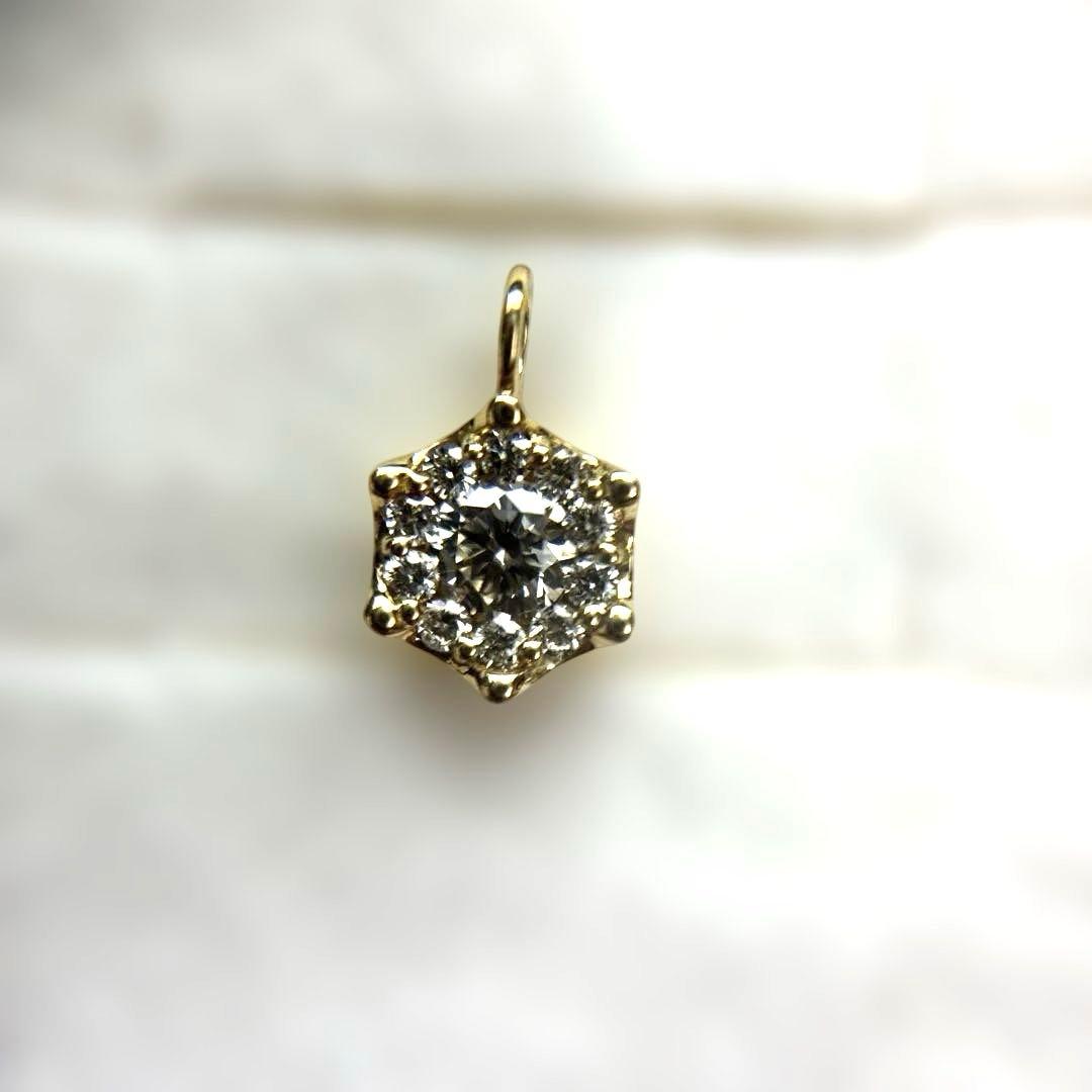エステール　ダイヤペンダント　0.31ct K18