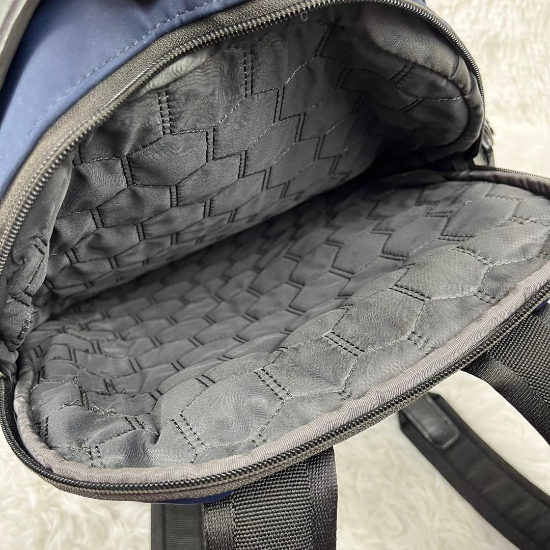 TUMI WARREN HARRISON BACKPACK NAVY 定価10万