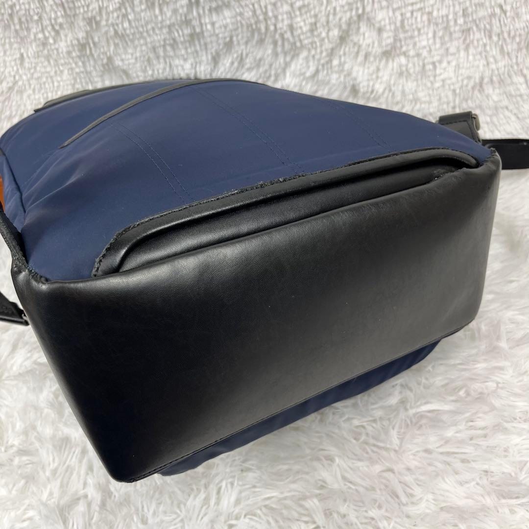 TUMI WARREN HARRISON BACKPACK NAVY 定価10万