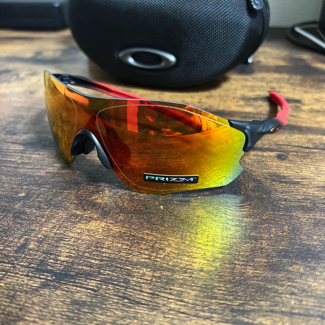 【新品未使用】OAKLEY サングラス EVZERO PATH