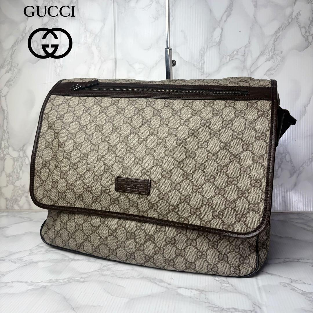 031 美品 GUCCI PVC ショルダーバッグ GGスプリーム 大容量 u1
