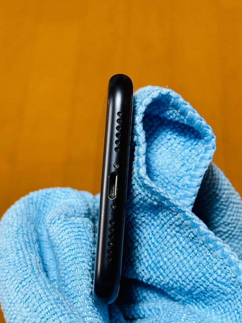 カンナ Apple iPhone XR ブラック 64gb