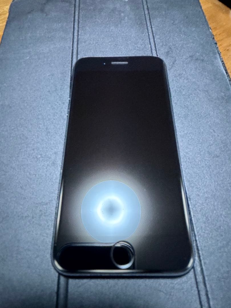 Apple iPhone SE (第2世代) ブラック