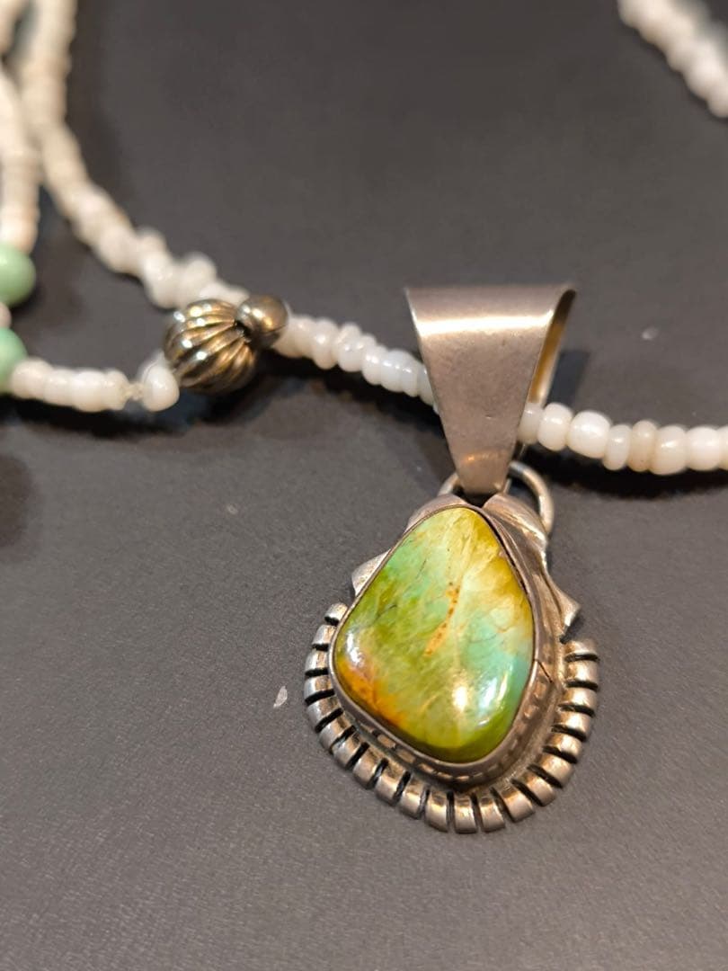 ハンドメイド シルバーペンダント ネックレス ナバホ インディアンジュエリー