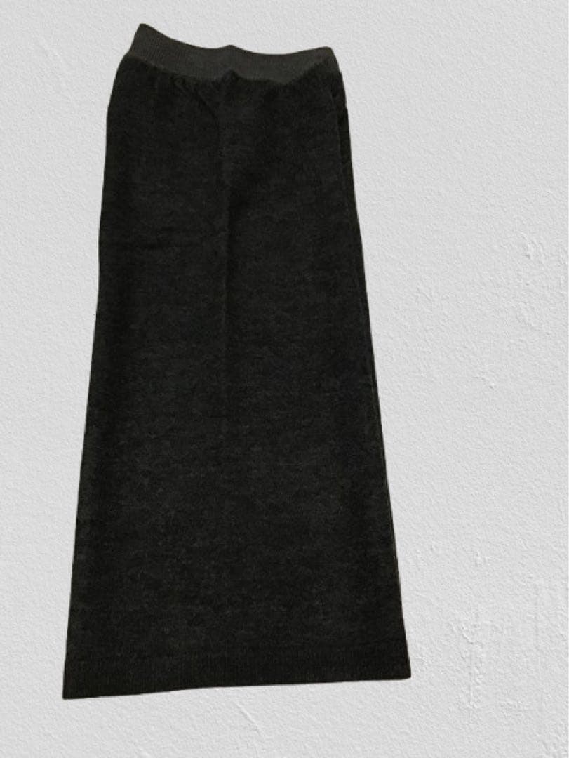 【新品未使用タグ付】iinesダークグレー リバーシブルパンツ