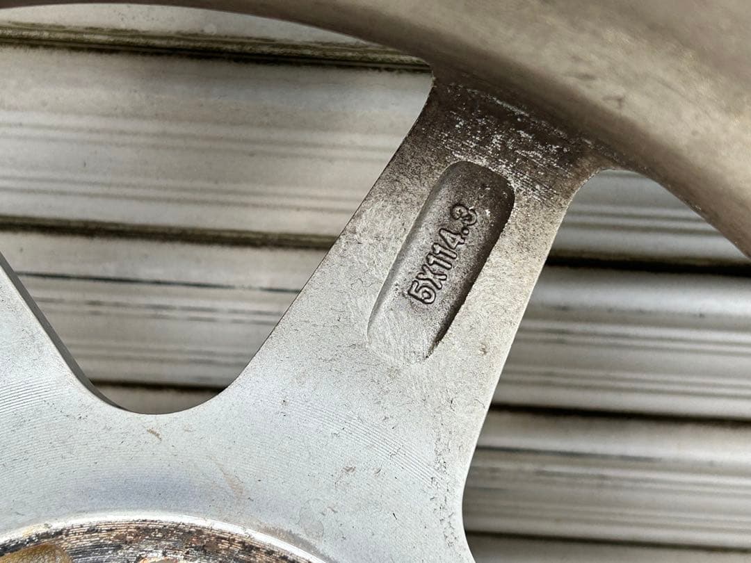 【格安！】引取り限定195/65R15スタッドレスタイヤ　ノア　ヴォクシー　4本