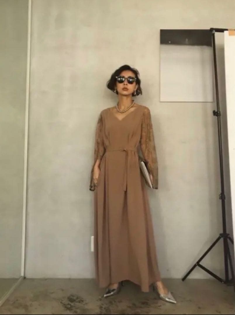 【美品】Ameri vintage DRESS ベージュ　ベルト付き