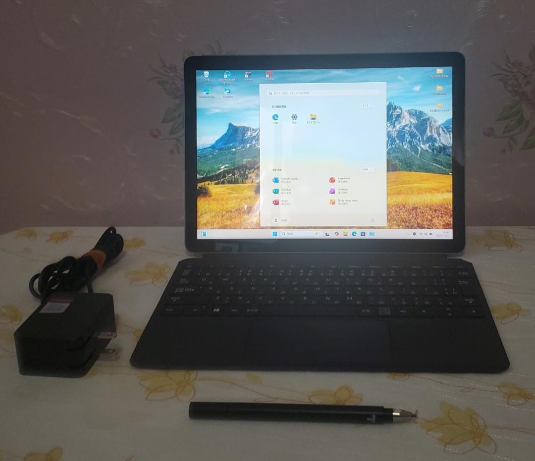 (ほぼ新品) Surface GO 3 6500Y/4GB/64GB off