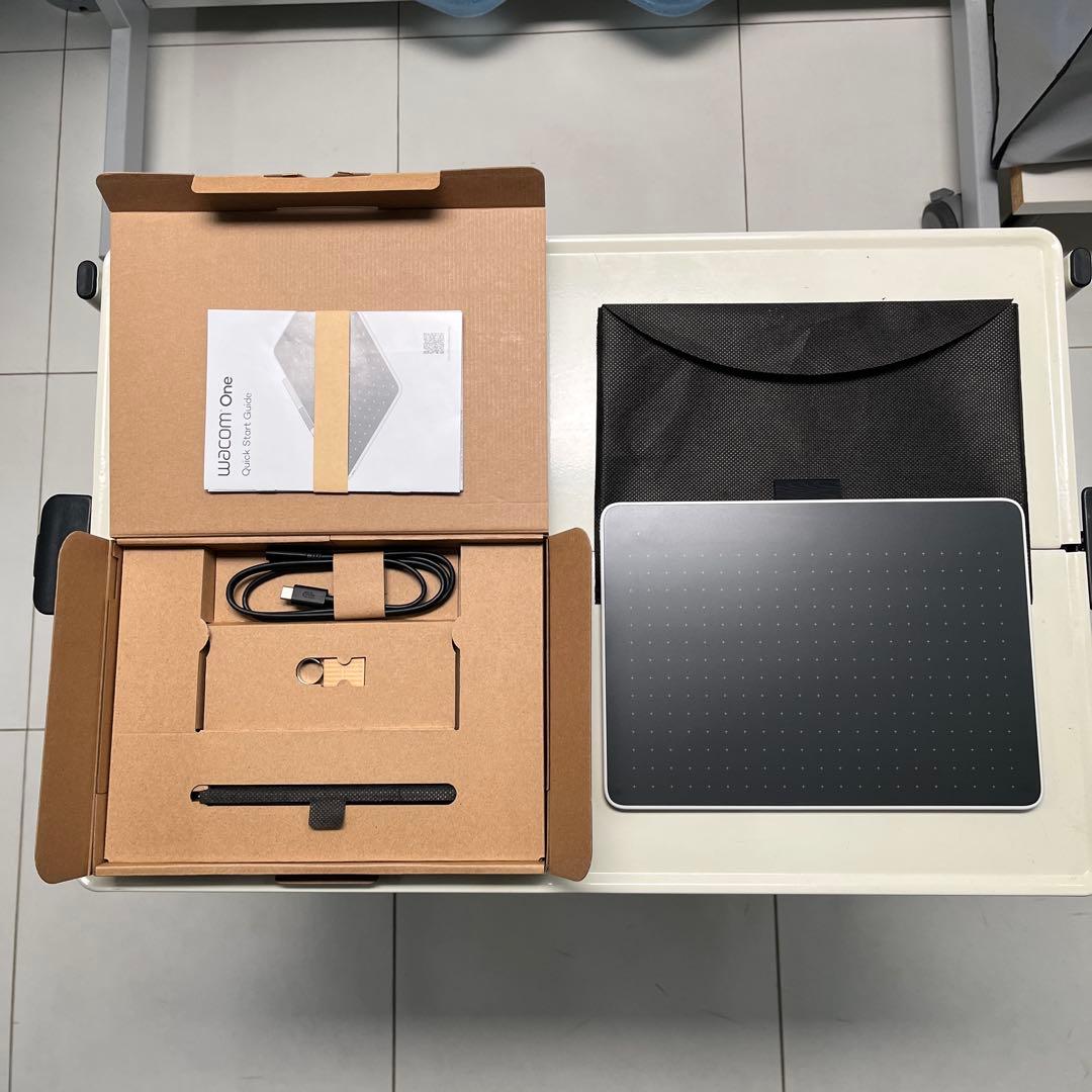 Wacom One ペンタブレット M