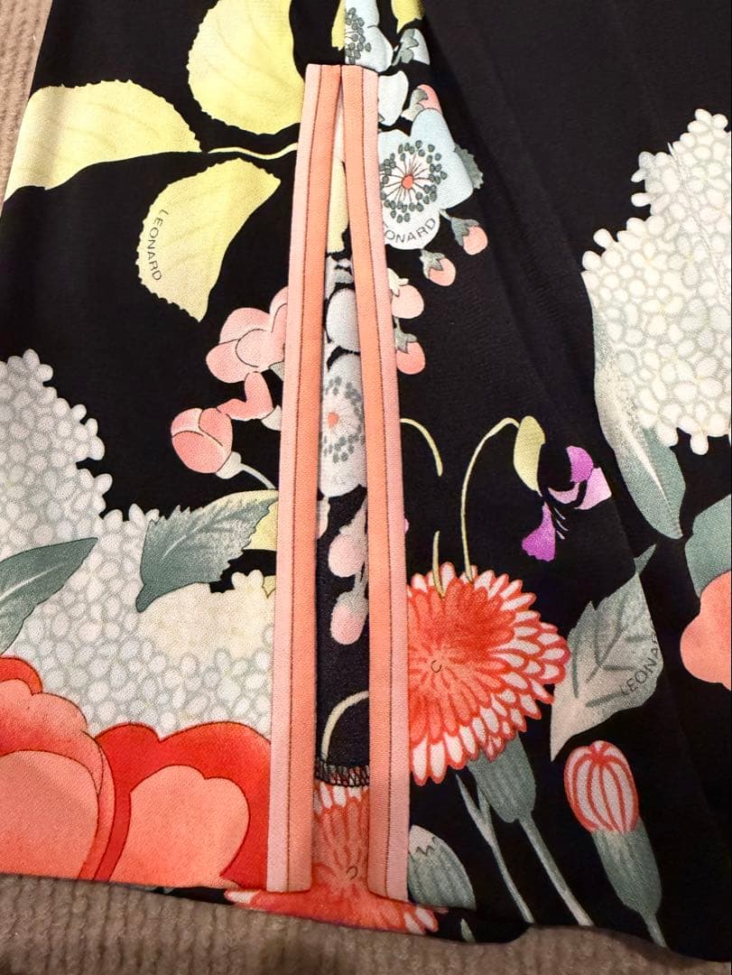 花柄 五分袖チュニック 黒