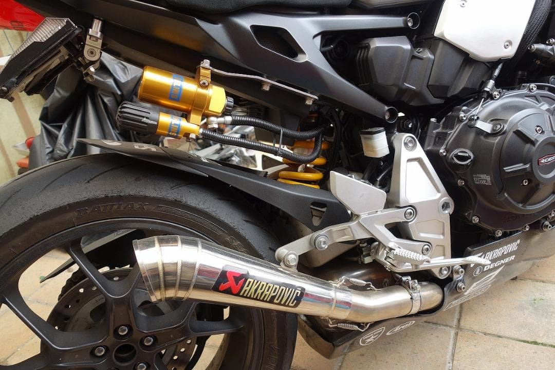 CB1000R　SC80 アクラボビッチ　ステッカチューン　ステンレス　メガホン