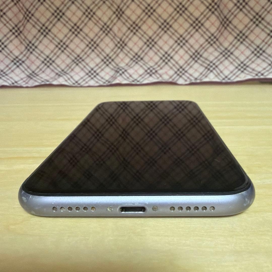 Apple iPhone 11 パープル 本体 画面割れあり