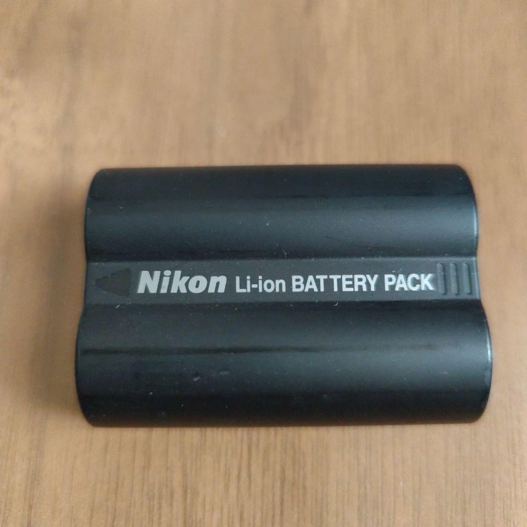 Nikon D-50 デジタル一眼レフ バッテリーセット