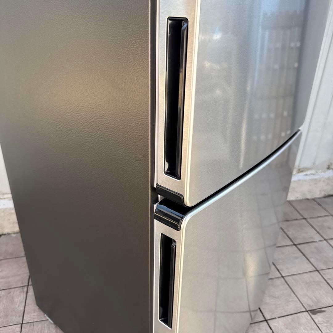 美品 Haier 2023年製 冷蔵庫 人気アーバンカフェシリーズ 148L
