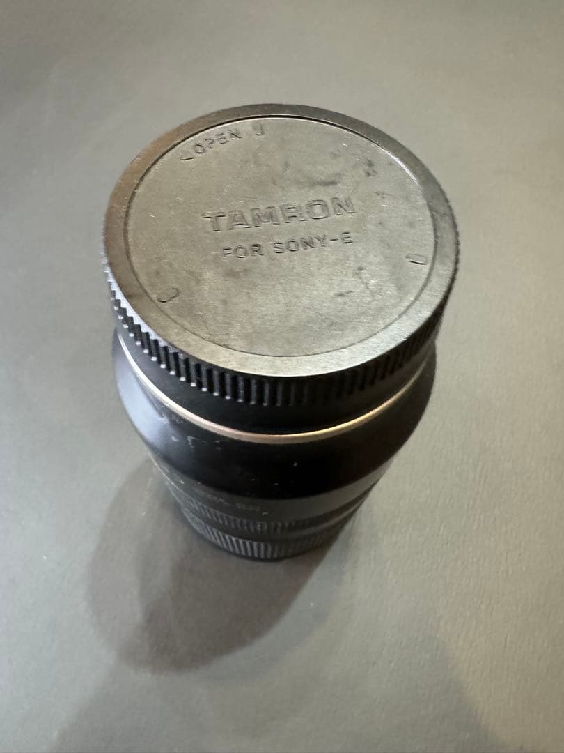 タムロン TAMRON 28-75mm F/2.8 Di III RXD