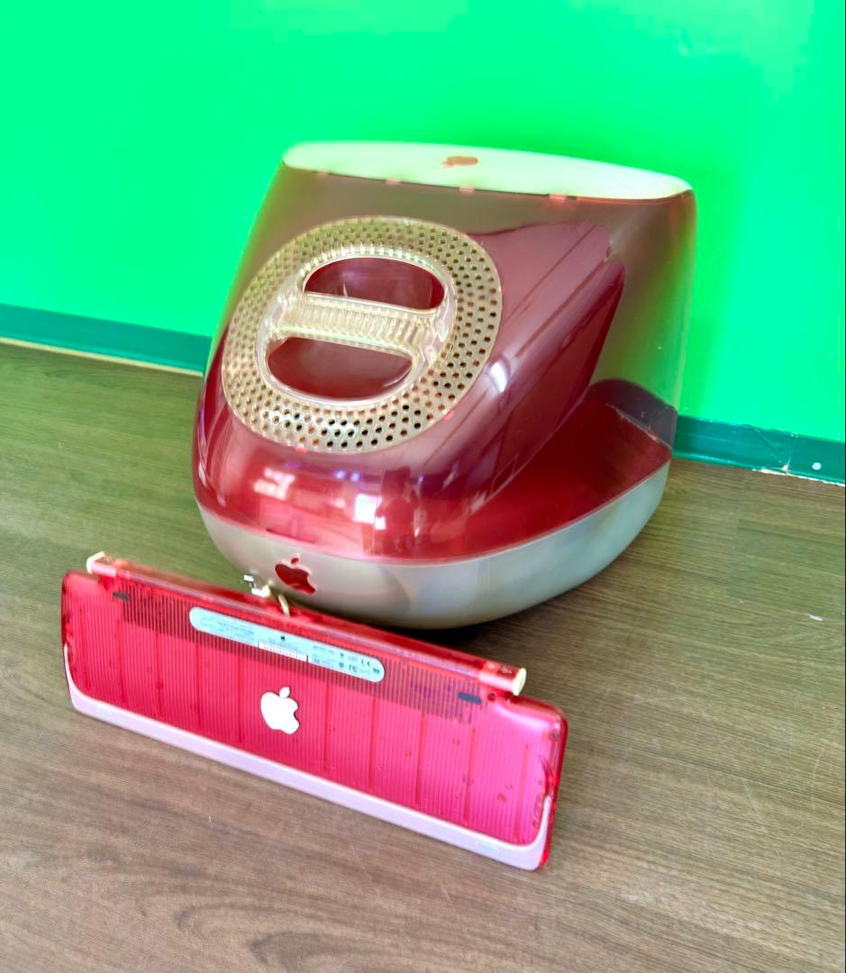 Macデスクトップ The iMac G3, originally released