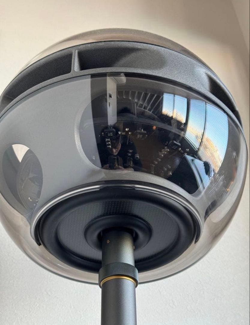 SYNG Cell Alpha Table Stand付　一台