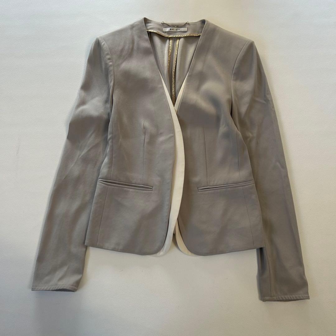 ベイジ セットアップノーカラー スーツ CINDY シンディ ライトグレー