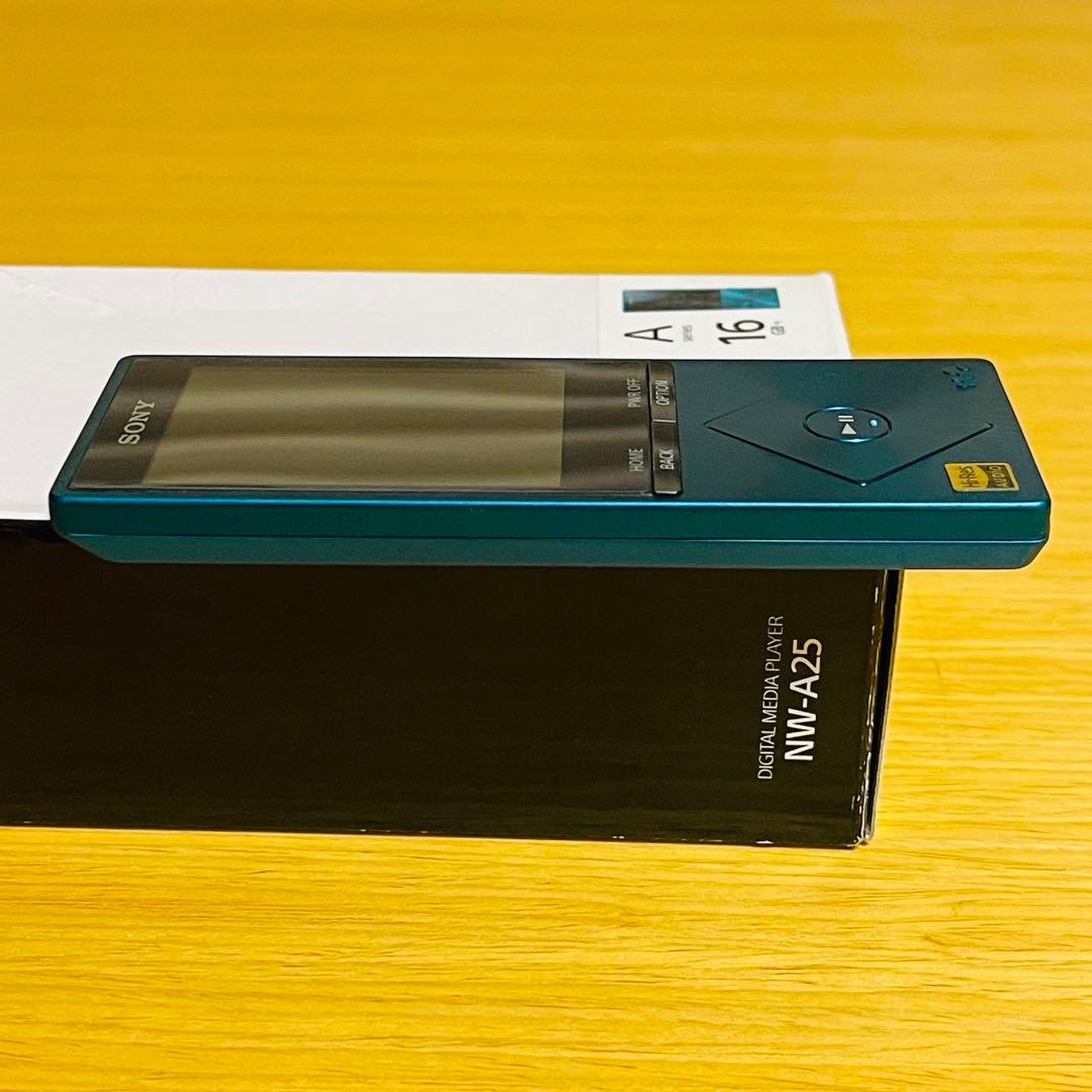 【美品】SONY NW-A25 16GB シリコンカバー・ノイキャンイヤホン付き