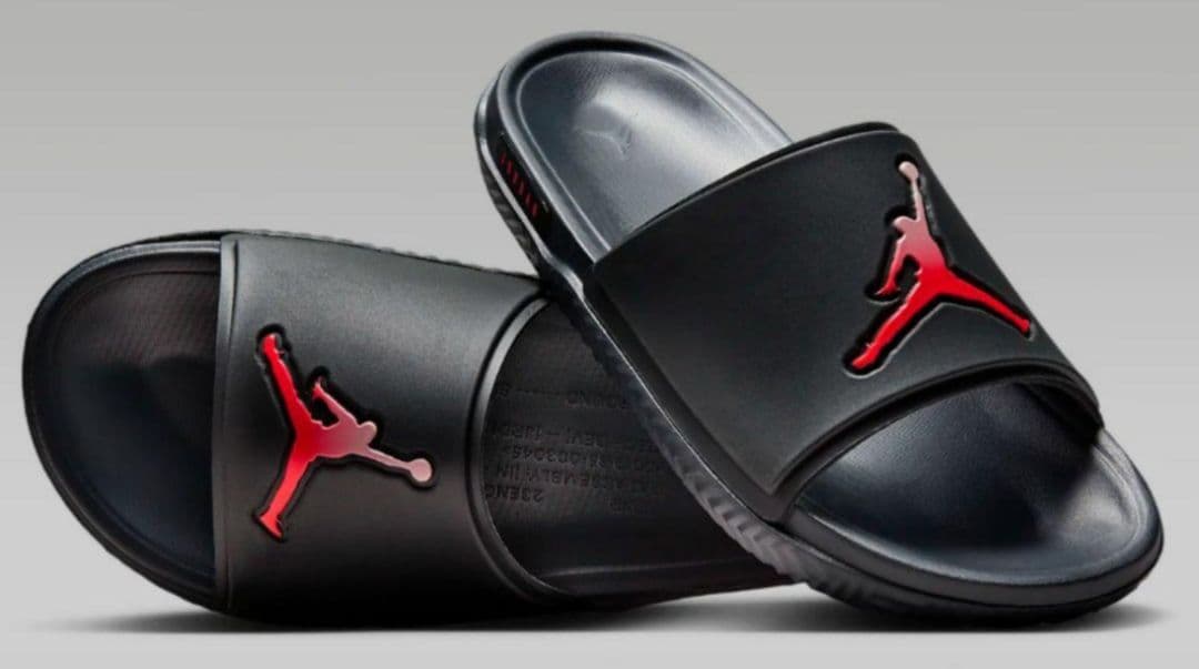 K*様 ★新品★JORDANＸＰＳＧパリ・サンジェルマンFCサンダルスライド★黒